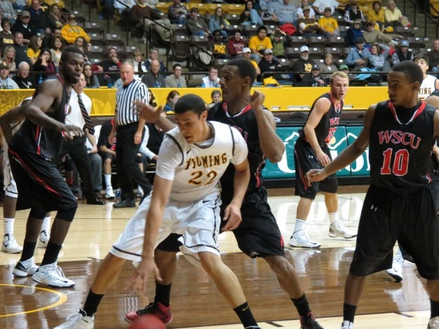 Wyoming Cowboy basketball Larry Nance, Jr.