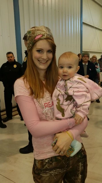 Hannah Robinson and Her Newborn Daughter Savannah Hannah Robinson and Her Newborn Daughter Savannah