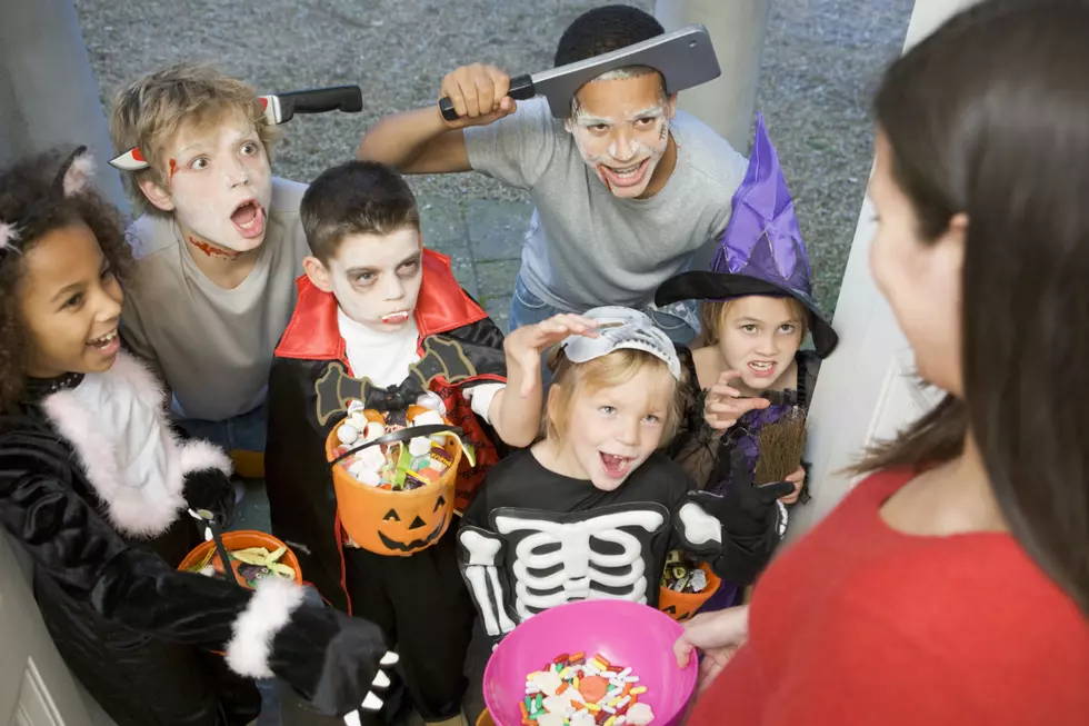 How to Know if Sex Offenders Are on Your Trick-or-Treating Route
